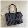 2026 Design de Estampa de Nicho Bolsa de Ombro Grande Capacidade Bolsa Tote Bolsa de Compras Versátil Estilosa Bolsa de Mão para Mulheres