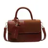 Bolsa Quadrada Pequena Simples de Cor Contrastante Moda Outono e Inverno 2024 Nova Bolsa de Mão Casual da Moda Bolsa de Ombro Transversal Retrô