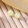Porta Pendientes de Cerámica Biológica Color Caramelo Dopamina Resina Gradiente Pendientes de Perlas Redondas Colores Dulces Contrastantes Medio Círculo Pendiente para Cuidado del Agujero de la Oreja