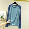 Camiseta de manga larga de modal para hombre para primavera y otoño, versátil para usar como capa exterior, top de cuello redondo con bloques de color, camiseta básica adelgazante