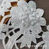 Estambres de flor tridimensionales, encaje bordado soluble en agua, flores grandes, patrones calados, ropa de mujer, dobladillo de vestido de novia, accesorios hechos a mano y accesorios