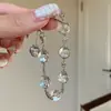 Pulsera de Copo de Nieve con Perlas de Cristal Blanco para Mujer, Nueva Moda Otoño e Invierno, Joyería Versátil Exquisita de Nicho de Lujo Ligero