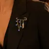 Broche de Borla Ojo del Diablo con Pedrería Creativa Europeo y Americano para Mujer, Pin de Estilo Vintage para Ceñir la Cintura de Suéter Ojo Azul de Alta Gama