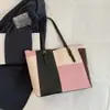 Bolsa Grande Feminina 2024 Nova Moda Estilo Coreano Grande Capacidade Simples Ombro Único Costura Contraste de Cores Bolsa Tote Bolsa de Mão