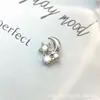 Brincos de Liga de Titânio F-136 com Design de Lua e Estrela G23 Titânio Rosca Interna Zircônia Piercing Labial Brincos Joias Piercing Adorno de Cabeça