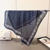 Pañuelo Cuadrado Shawl de Imitación Seda Geométrico Vintage Versátil Pañuelo para el Cuello Pañuelo de Bolsillo de Gama Alta Pañuelo Cuadrado Pequeño Pañuelo para la Cabeza Pañuelo de Seda Bufanda para Mujeres