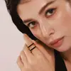 Anel quadrado geométrico acrílico simples misterioso estilo europeu e americano joia da moda pulseira de aço inoxidável banhada a ouro 18K