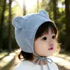 Touca de Bebê Estilo Primavera Fina Touca Turbante para Meninos e Meninas, Touca Simples Quente com Proteção para as Orelhas para Bebês, Touca Macia com Orelhas de Urso