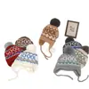 Gorro de Invierno para Hombre Happy Campus con Diseño de Olas y Orejeras, Cálido, Tejido, 54-56cm