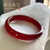 Pulsera de Ágata Natural Pulsera de Calcedonia Rojo Cereza para Mujer Pulsera Plana de Jade Hielo Sensación de Alta Gama Año del Zodiaco 2026