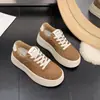 Otoño 2026 Nuevos Zapatos Blancos Casuales de Cuero Transpirable, Suela Gruesa Antideslizante, Aumentadores de Altura, Estilo Coreano para Mujer