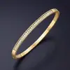 Pulseras de Acero de Titanio para Mujer, No se Desvanecen, de Nicho, de Alta Gama, Pulseras de Acero Inoxidable para Niñas, Joyería de Gipsófila al por Mayor