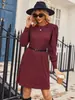 Vestido Feminino Moda Europeia e Americana com Mangas Bufantes de Tricô, Manga Longa, Outono e Inverno, Gola Redonda, Casual, Soltinho, com Bolsos