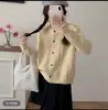Nuevo suéter corto de punto retorcido de diseño suave estilo coreano para otoño e invierno, chaqueta cárdigan suave y acogedora para mujer