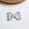 Fivela de joia de três fileiras com laço de zircônia Conector de pulseira Colar Cobre Banhado a ouro Zircônia microincrustada Acessórios de joia