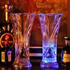 Copo de Suco Quadrado com Pé Alto Luz LED Sensor de Água Copo de Cerveja para Bar Vaso Quadrado de Casamento Copo Colorido para Festa