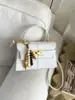 Diseño Compacto y Exquisito, Bolso Kelly con un Toque de Lujo Ligero y Alta Calidad, Bolso Cruzado para el Trabajo y el Uso Diario, Bolso de Mano Versátil y Elegante