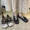 Sapatilhas Retro de Bolinhas com Tira Única, Novidade Primavera/Verão 2026 Sapatos Casuais Mary Jane Planos com Bico Quadrado Francês
