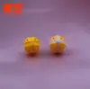 Zsms32Nl Amarillo y Blanco Nylon Moldeado por Inyección con Bola Mágica Diana de Bola Autoadhesiva Bola Piezas Pequeñas de Producción