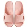 Novas Pantufas Domésticas EVA Internas Femininas Verão Estilo Coreano Simples Banheiro Banho Antiderrapante Doméstico Hotel Pantufas Frescas