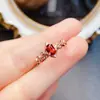 Anillo Popular de Granate Natural al por Mayor de Fábrica Plata S925 Incrustado con Piedra Principal 4*6 Joyería de Lujo Venta Directa de Fábrica