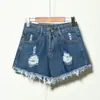 AliExpress Novos Shorts Jeans Femininos Europeus e Americanos Soltos de Perna Larga Hot Pants Cor Clara Finos Shorts para Meninas Atacado