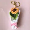 Colgante Llavero Sol Pequeño Tejido a Mano, Girasol Tejido a Crochet con Hilo, Decoración de Bolsa Temporada de Regreso a Clases, Regalo del Día del Maestro