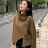 Elegante abrigo de lana irregular con botones y cuello alto estilo coreano transfronterizo para mujer, un top hermoso y moderno para otoño e invierno este año