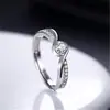 Yihua Anillo abierto en forma de onda de platino con diamantes pavé estilo coreano, anillo de diamantes flash de onda, joyería de plata al por mayor