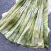 Vestido largo verde tipo tie-dye estilo resort francés para mujer, de verano, con cuello en V, tirantes, cinturón para ceñir la cintura, línea A, con un ambiente atmosférico