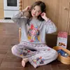 Pijama infantil para primavera e outono, modelo fino de manga longa em modal para meninas, novo modelo para meninas mais velhas, roupa de casa popular