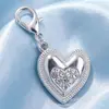 Vários pingentes de liga em formato de coração com diamantes completos, acessórios de chaveiro destacáveis com fecho lagosta prateado, disponíveis para atacado