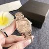 Relógio Feminino Transfronteiriço com Aro Cravejado de Diamantes, Pulseira de Aço, Calendário, Movimento a Quartzo, Mostrador Pequeno, Resposta Rápida, Relógio de Pulso Feminino para Comércio Exterior