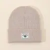 Chapéu de Tricô com Etiqueta Bordada Moda Europeia e Americana Tendência Versátil Quente Casual À Prova de Frio Lã Personalizado Hip-Hop Gorro