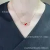 Versão High-End Kirin Ouro 18K Ágata Vermelha Colar Brincos de Cabacinha Brincos de Ágata Vermelha para Mulheres Brincos Cravejados de Diamantes Pingente Corrente para Clavícula