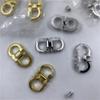 Botas de Couro com Decoração de Cinto com Fivela Espiral, Parafuso Micro-Padrão Dijia, Fivela na Superfície do Sapato com Pino de Manga
