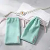 Bolsa de óculos em veludo verde menta com fecho de cordão, bolsa para óculos de sol resistente a arranhões com logotipo tecido personalizado