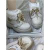 Botas de Neve Brancas de Lã de Cordeiro Quentes para Mulheres 2024 Inverno Forradas com Lã e Espessas Botas Curtas da Moda Fofa de Menina Suave