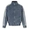 Chamarra Deportiva de Mezclilla Estampado Completo Puntos Pequeños Rayas Blancas Laterales Logo Pequeño Cuello Alto Cremallera Marca de Moda Superior Hombre