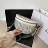 Bolso Pequeño Estilo Fragante Bolso de Moda 2022 Nuevo Cruzado Remache Casual Bolso de Hombro Tendencia Coreana Correa Ancha Bolso de Pecho Borla Bolso para Mujer