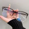 Gafas Negras de Montura Grande y Cara Ancha de 150 mm para Mujer con Miopía, Se Pueden Personalizar con Monturas Lisas de Alta Gama Anti-Luz Azul