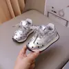 Nuevos zapatos de paseo de otoño para niñas pequeñas, de suela blanda, puntera cerrada, antideslizantes, estilo coreano, con cordones, zapatos de princesa