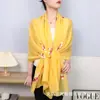 Bufanda Bordada Estilo Étnico Nueva para Otoño e Invierno 2026, Cortavientos y Cálida, Chal Elegante, Protector de Cuello para Mamá, Bufanda de Cuello Elegante para Mujer