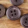 Botones de Concha Genuina Estilo Primavera y Verano, Cuatro Agujeros Exquisitos de Borde Fino Puros Naturales de Alta Calidad para Camisa, Ropa Infantil, Vestido