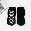 Calcetines de Trampolín Verano Finos Calcetines de Piso para Interiores Cubierta Calcetines de Yoga Centro de Educación Temprana Patio de Juegos Niños Calcetines Antideslizantes Bebé