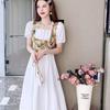 Vestido Doce e Sofisticado Estilo Francês com Manga Curta para Chá da Tarde, Vestido Branco Vintage Super Fada com Manga Bufante Pintura a Óleo