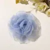 Super Ambiente de Hada Color Crema Dulce Organza Camelia Pinza de Garra DIY Accesorios para el Cabello Broche Ropa Accesorios de Flor