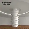 Escultura Artística GRG Fluida Minimalista Branco Puro Espaço Comercial Peça de Exibição de Check-in Superfície Curva Grande Forma Irregular Gesso Personalizado