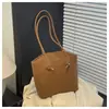 Bolsas Retro Transfronterizas Otoño e Invierno para Mujer 2026 Nueva Moda Tendencia Versátil Bolso de Hombro Gran Capacidad Bolso Tote para Viajar