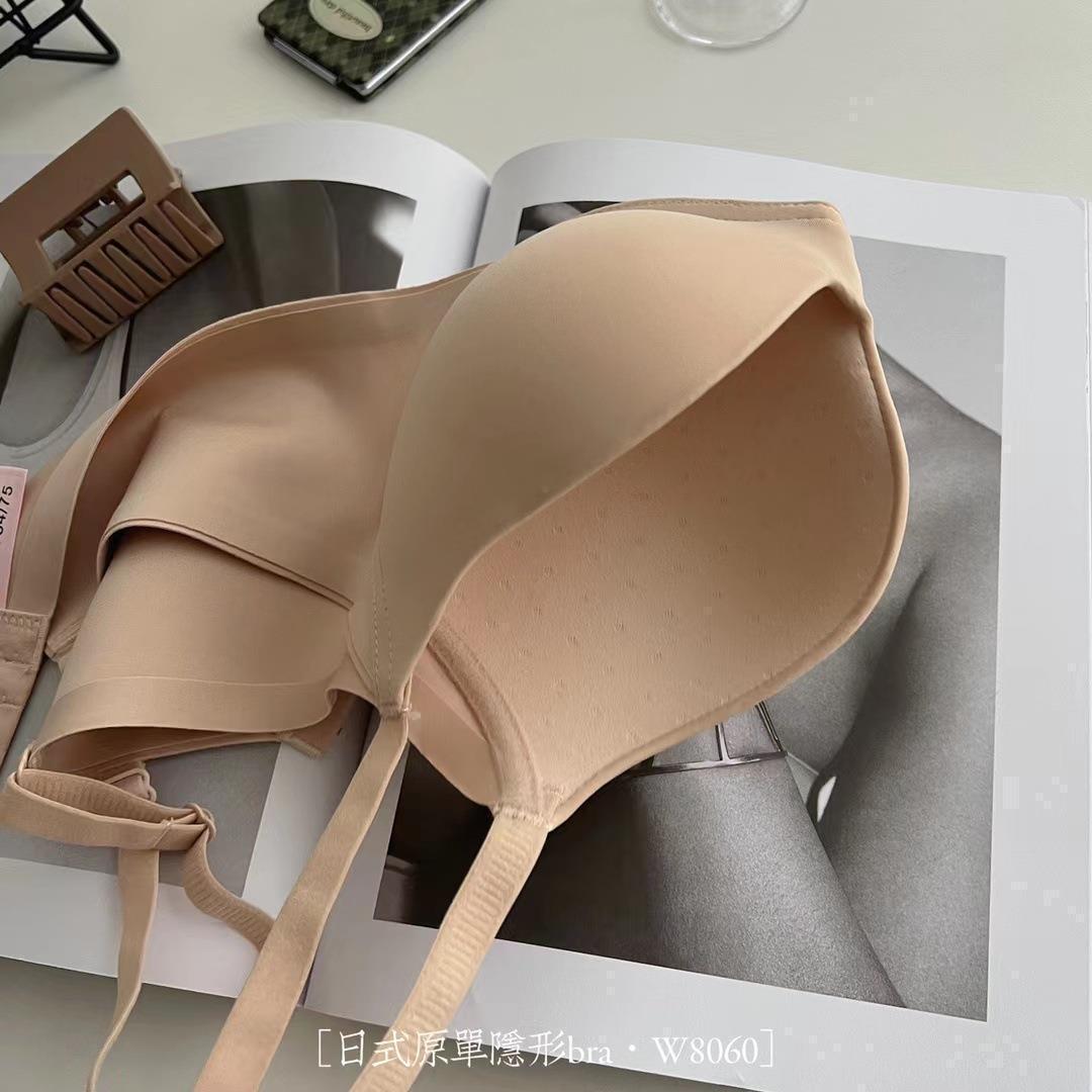 f221b62abdbf1cbe6047bec6f56578